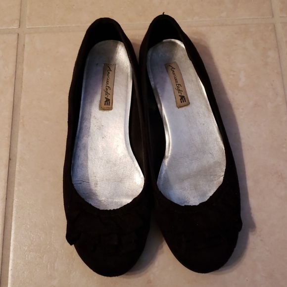 Black Flats - Picture 1 of 2